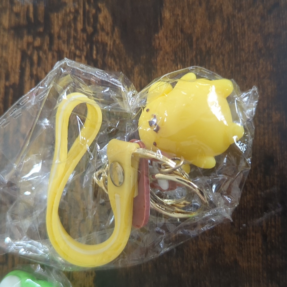 Hello Kitty Pink Keychain /Choose One - Picture 3 of 3
